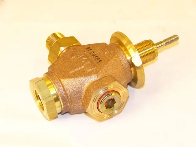 SK0340438-US20260702-105043-0 Johnson Controls VG7551CT+3008B Brass Trim Globe Valve With Pneumatic Actuator - Image 1