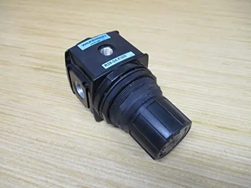 Wilkerson R28-04-F000 Air Regulator 1/2 NPT 100 cfm 300 psi