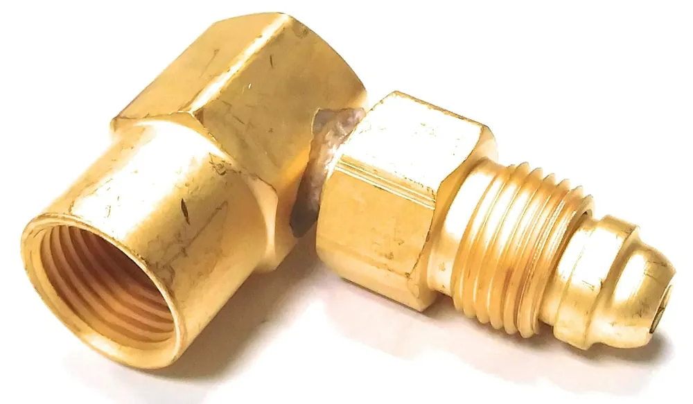 Western Enterprises AW-407 CGA 032 Nut NIP 032 Body 90
