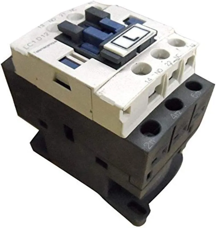 Schneider Electric LC1D32LE7 Contactor 600-Vac 32Amp Iec Non-Reversing
