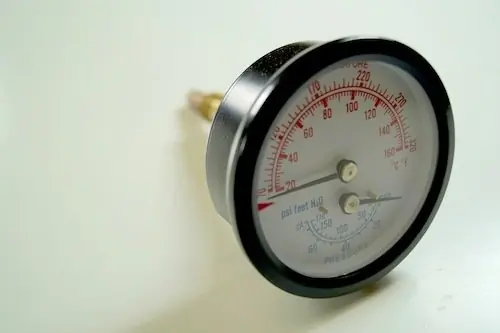 SK0396987-US20260702-105043-0 Crown Boiler 95-038 Temperature/Pressure Gauge for Residential Use - Image 1